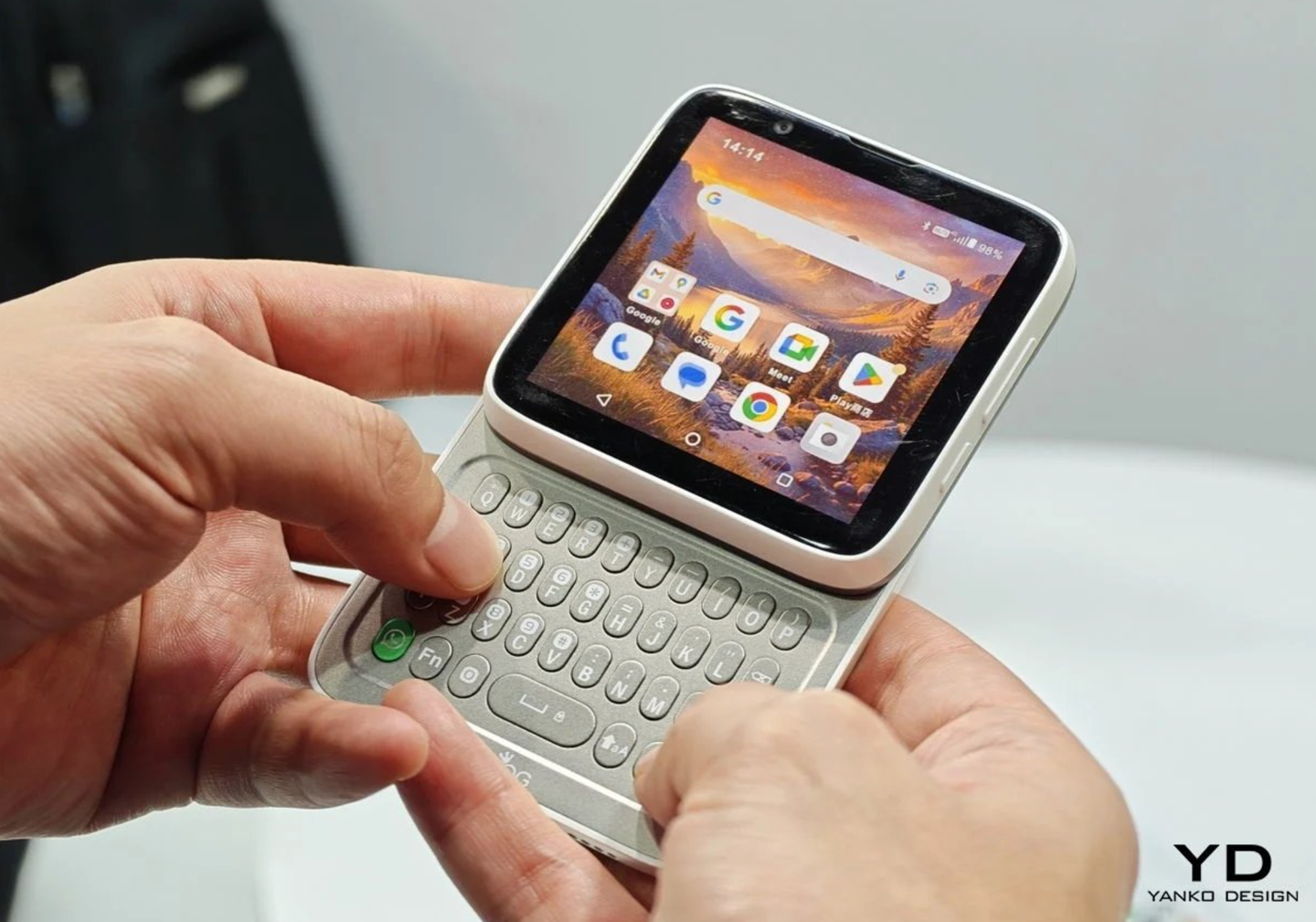 Frog RS1 revives the rotating phone idea with a square display and a hidden physical keyboard