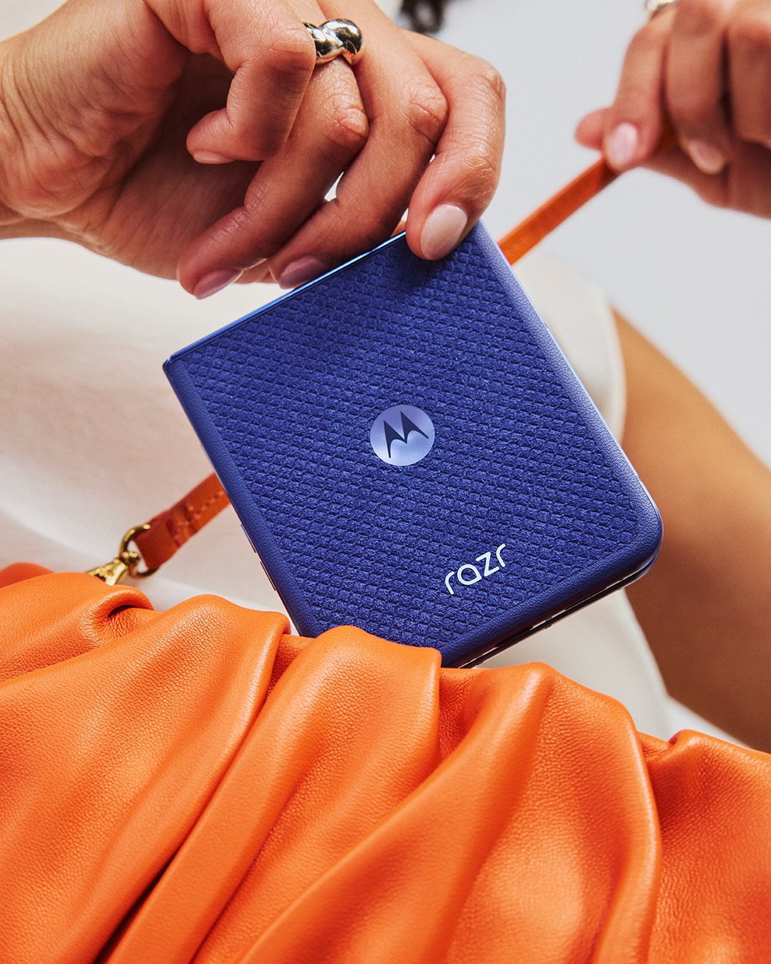 Motorola razr 70 and razr 70 Ultra Promo Images Reveal Colors and Key Specs