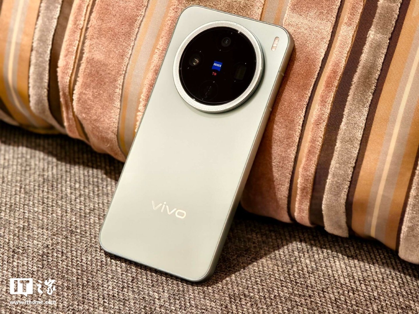 Rumor suggests vivo could bring back a Pro mini-style flagship with a 2nm chip and upgraded cameras