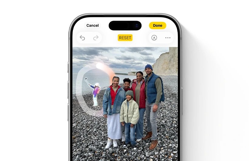 Apple Reportedly Shifts iOS 27 Toward AI, With a Standalone Siri App and Deeper Camera Integration