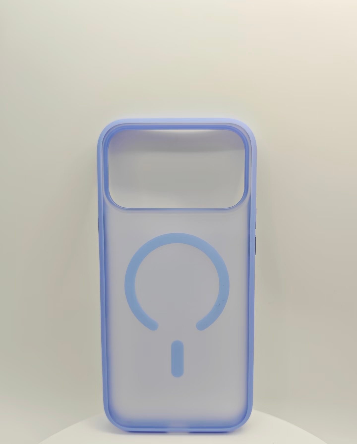 iPhone 18 Pro Case Photos Surface Again, Hinting at Another Large Rear Camera Layout image 3