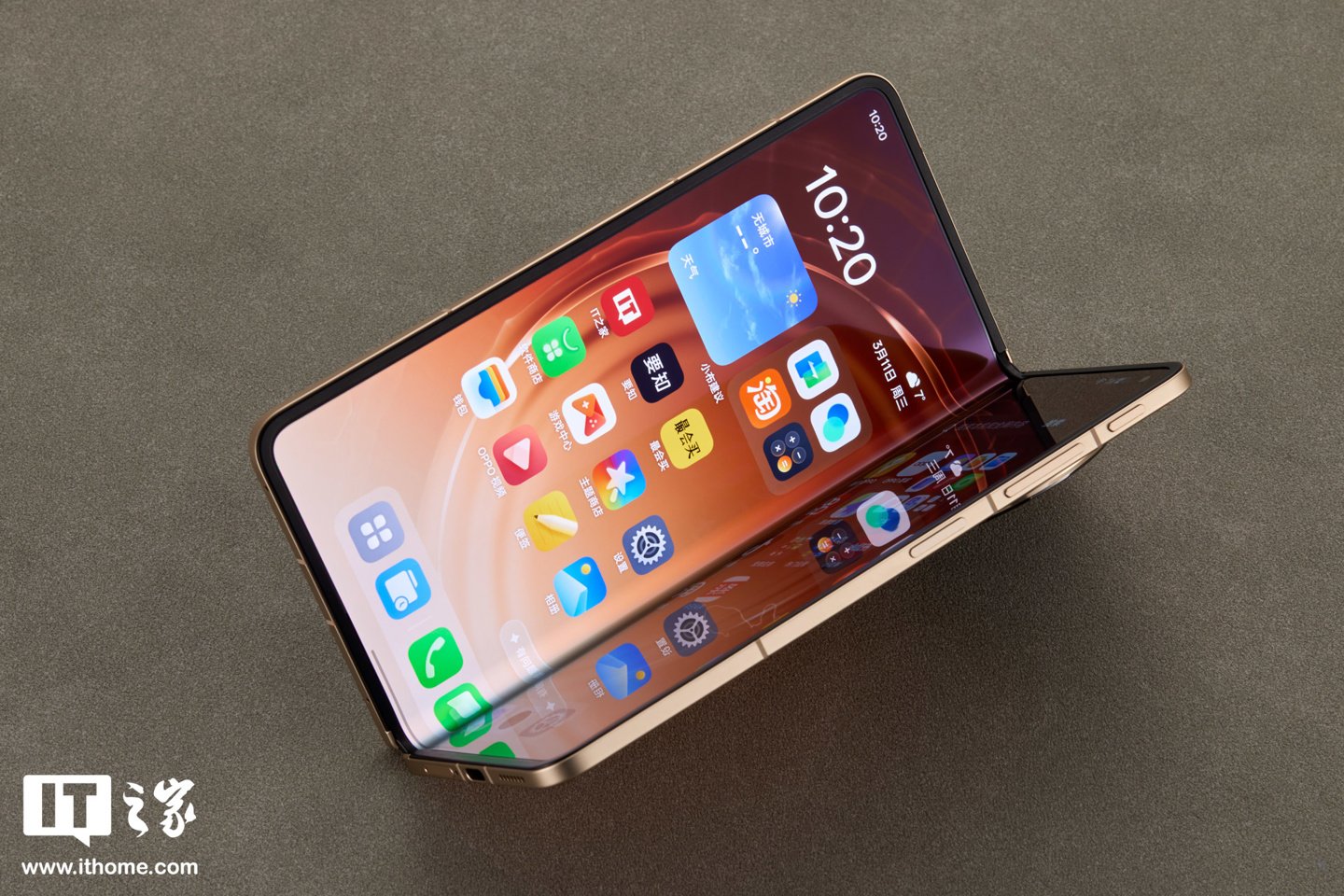 iPhone Fold and Rival Book-Style Foldables Could Adopt Nearly Crease-Free Hinges, Leak Says image 3
