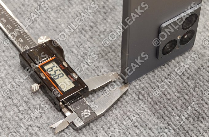 Sony Xperia 1 VIII Thickness Claim Draws Scrutiny After Hands-On Measurement image 4