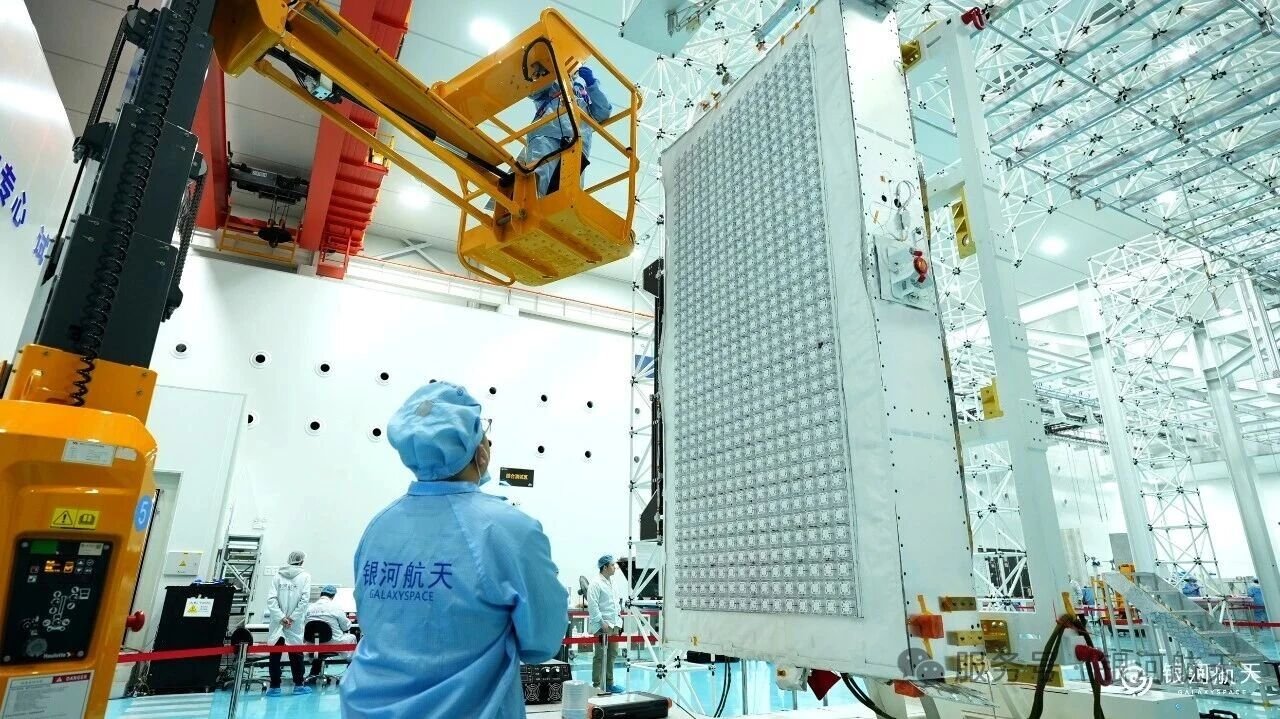 China Mobile 02 Satellite Reaches Orbit as Direct-to-Phone Satellite Tests Move Forward image 6