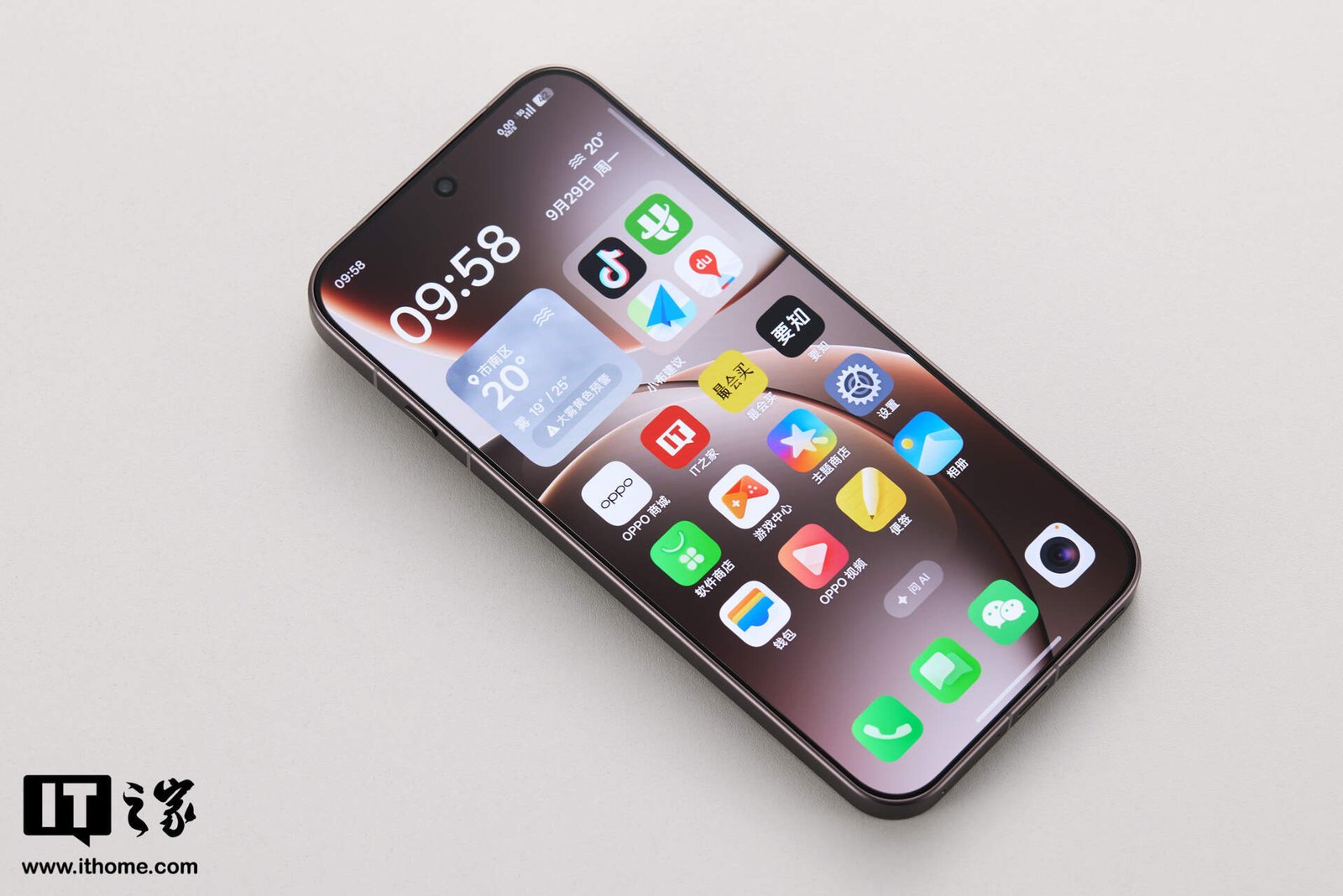 ColorOS 17 Leak: OPPO Incorporates Fluid Glass UI and Enhanced Apple-Like Aesthetic