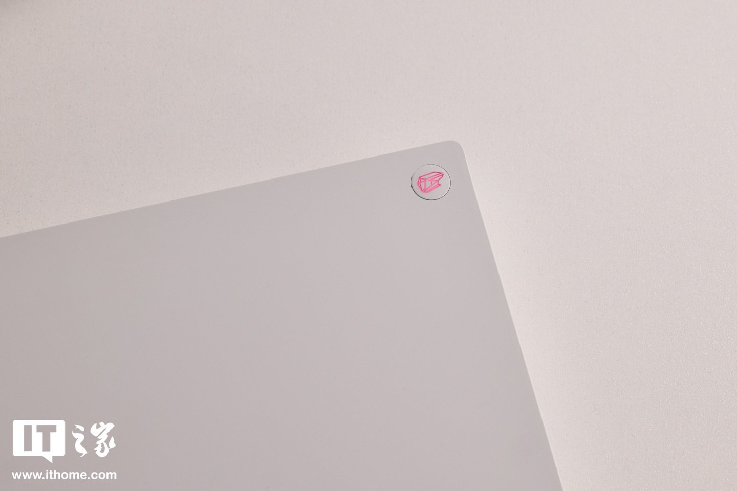 Colorful iGame M16 Origo Hands-On: Voice Wake, RTX 5060 Power, and a 300Hz Display supporting image