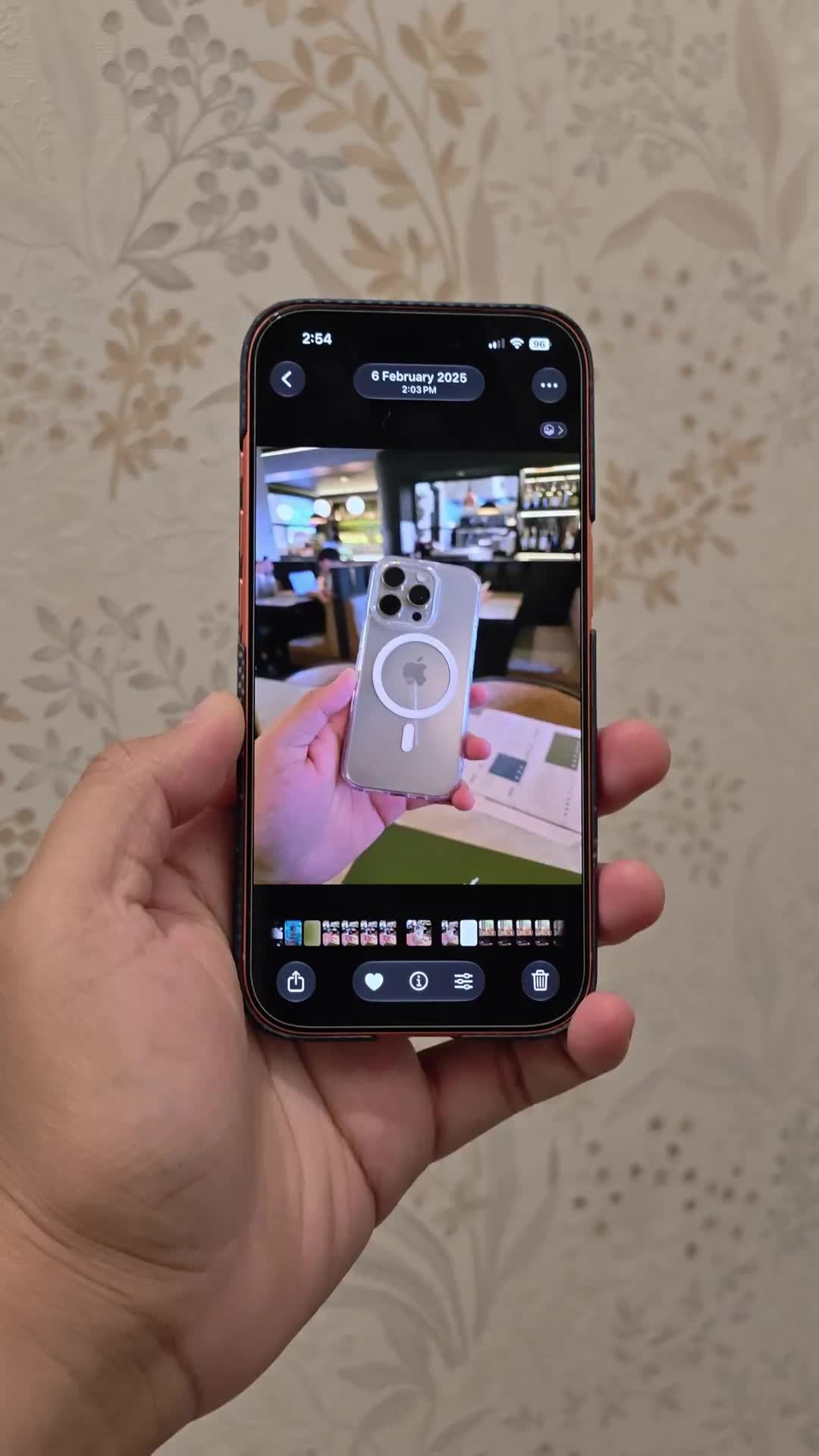 iOS 27 Clean Up Tool Shows Better AI Erasing With Less Face Distortion image 2
