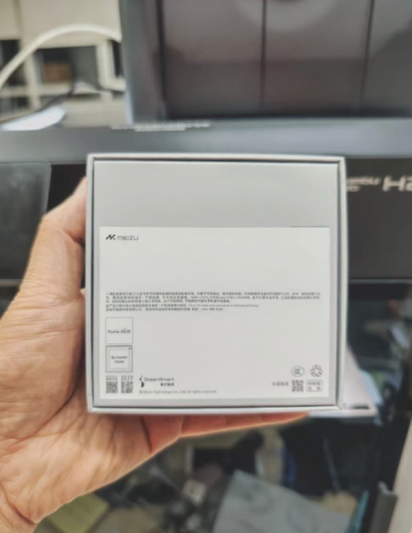 Canceled Meizu 22 Next AI Cube Prototype Appears With Unisoc T8200 and a 4-Inch Body image 3
